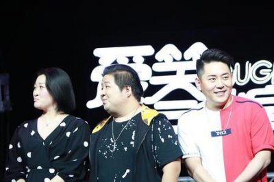 ​爱笑会议室有哪些成员