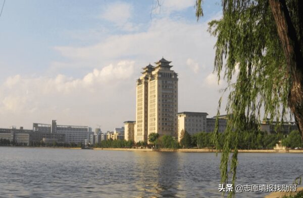 中南民族大学是名牌大学吗（中南民族大学什么档次）