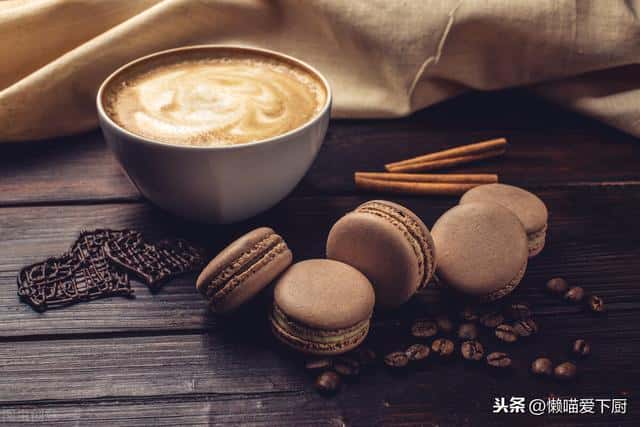 卡布奇诺和拿铁哪个更甜一点（卡布奇诺和拿铁哪个甜）