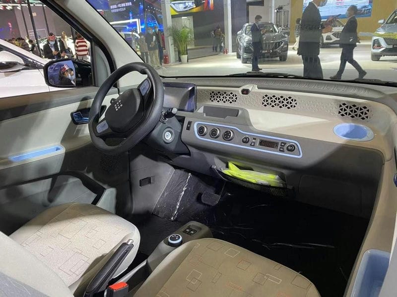 3万左右的小型电动汽车（小型电动汽车价格2万~3万）