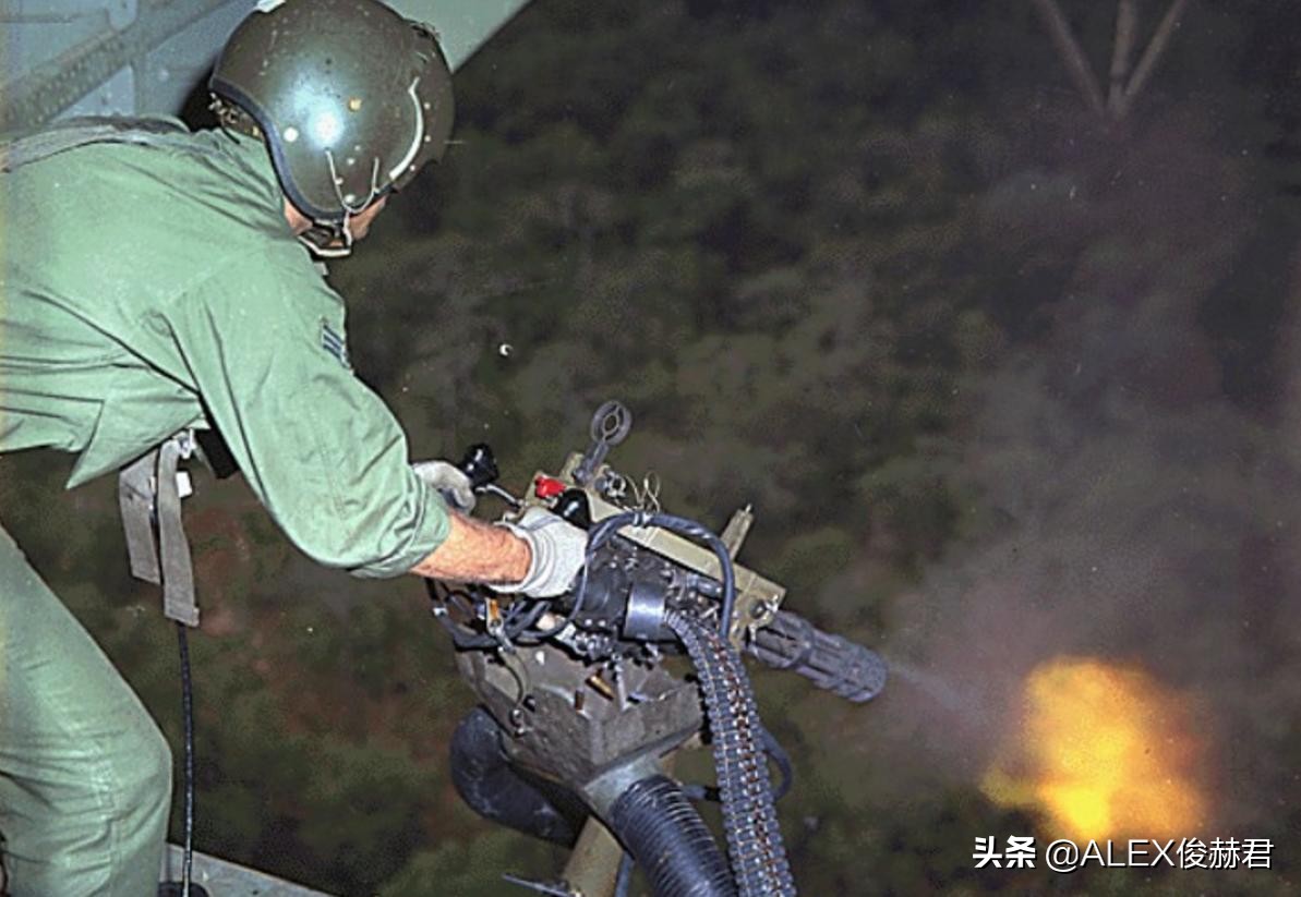 世界上最早的加特林机枪（加特林是什么时候发明的机枪）