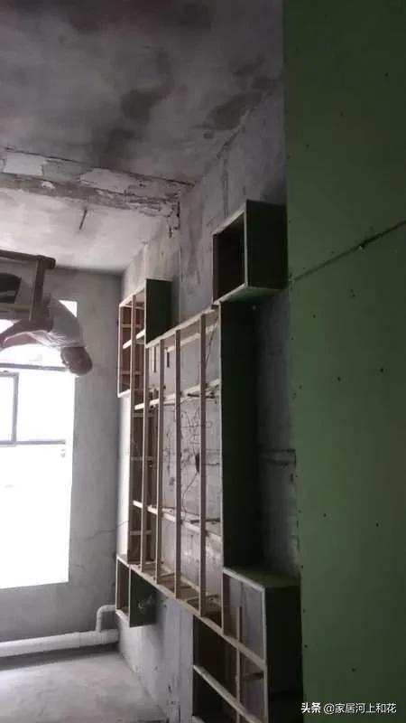 石膏板吊顶包清工多少钱一平（石膏板吊顶清包多少钱一平方）