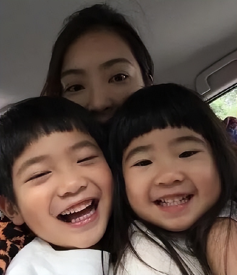 曹格深夜示爱前妻吴速玲，称依然爱她，发出求救信号直呼很痛苦