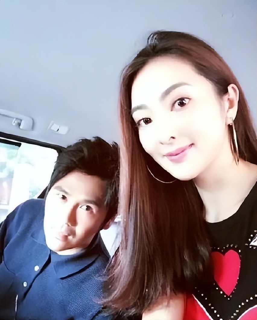 曹格深夜示爱前妻吴速玲，称依然爱她，发出求救信号直呼很痛苦