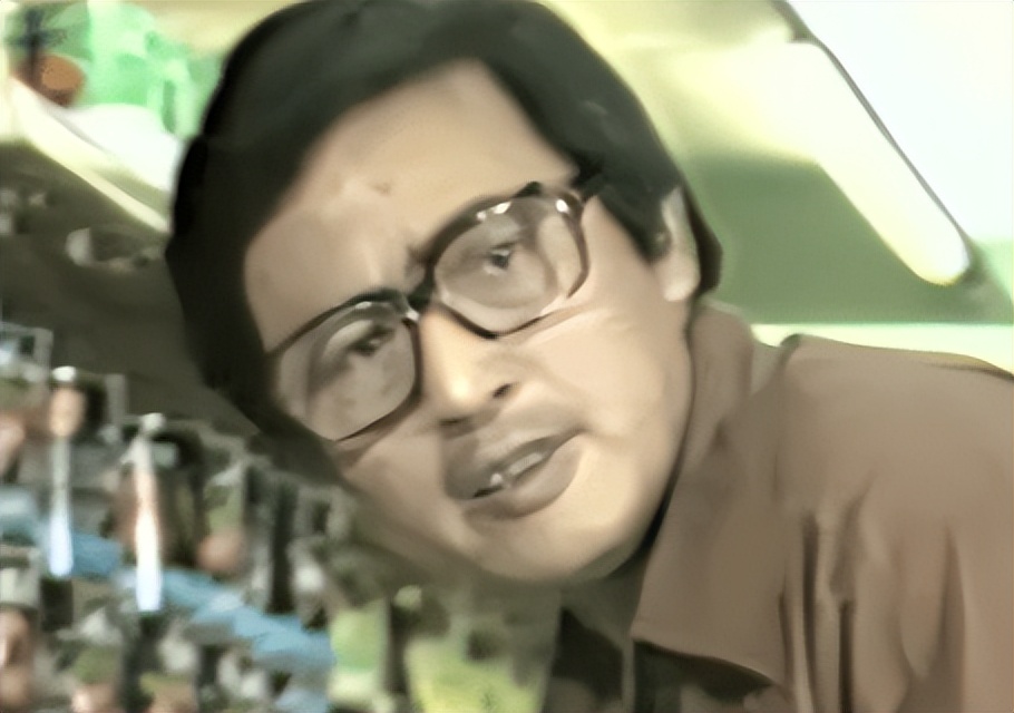 著名艺术家在日本家中去世，邓超周杰发文悼念，妻儿被曝是日本人