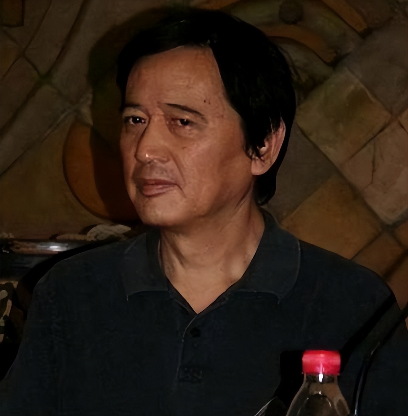 著名艺术家在日本家中去世，邓超周杰发文悼念，妻儿被曝是日本人