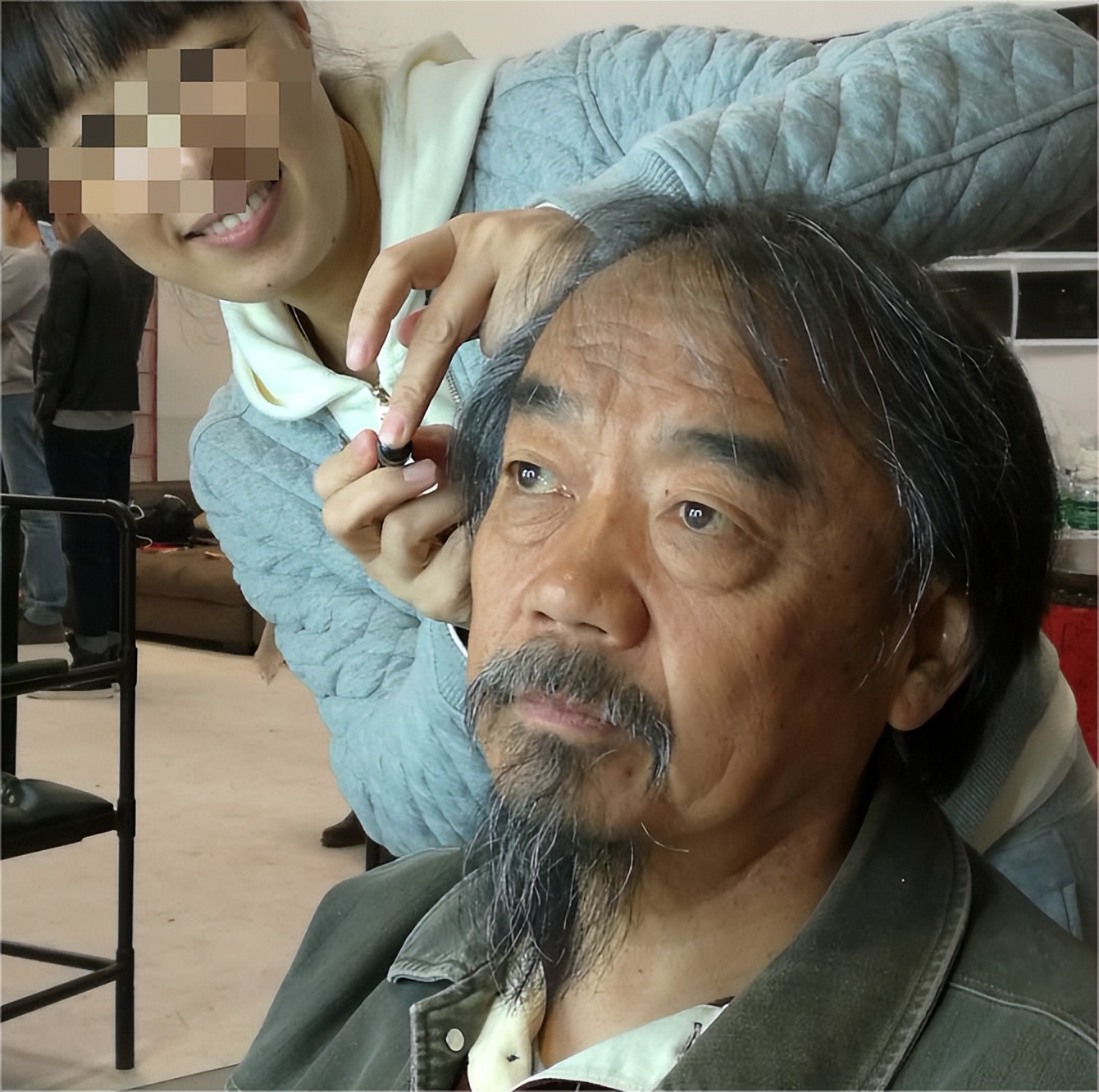 尚铁龙：年龄颜值限制不了的戏路，他才不是一个普通68岁老头