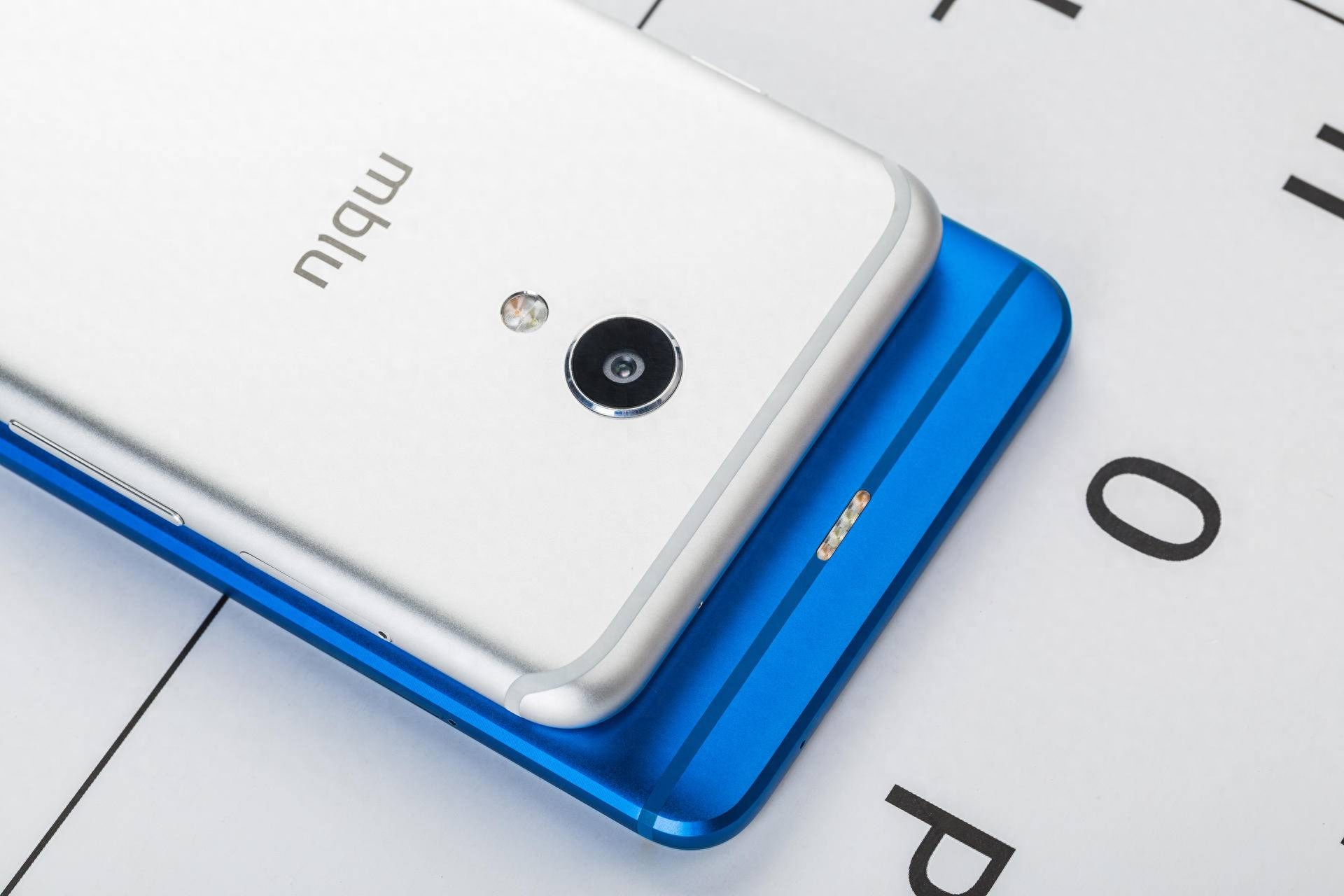 当魅蓝S6与魅蓝Note6放在一起，你会该选谁吗？看完你就知道