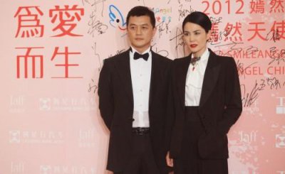 ​揭王菲婚变原因 王菲与两任前夫离婚真相大曝光