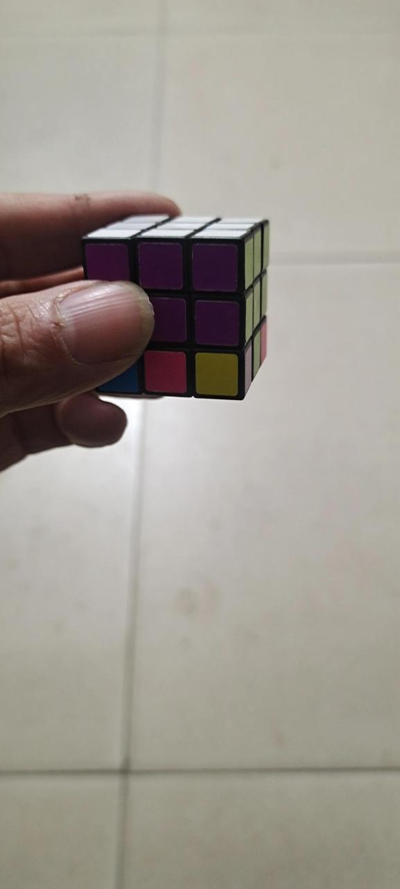 魔方怎么玩（好学的魔方教程八步还原法）-