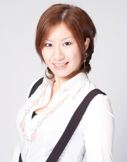 行成桃姬海报