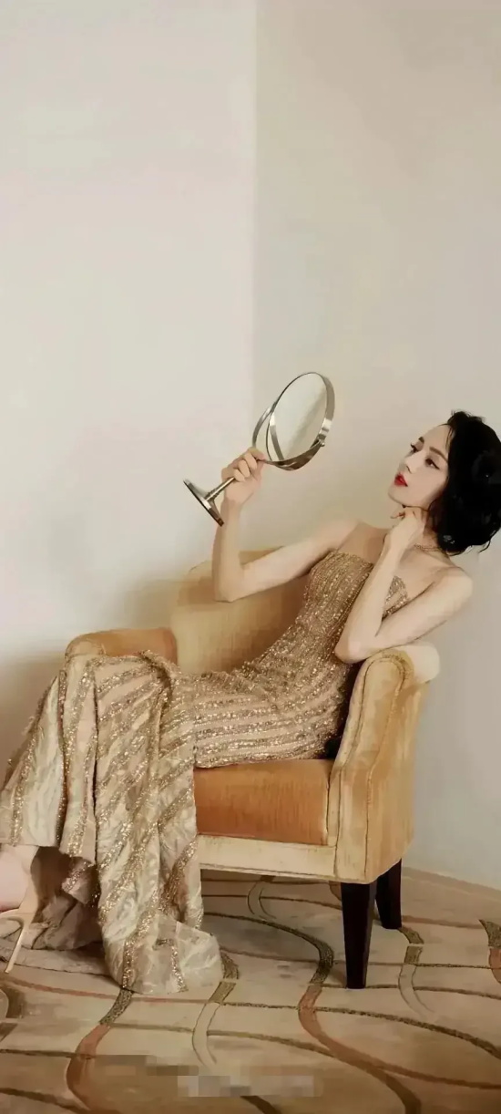 迪丽热巴走性格路线杀疯了，人间富贵花我只服她！