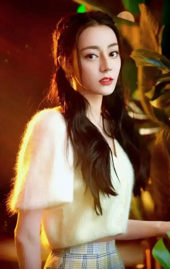 迪丽热巴走性格路线杀疯了，人间富贵花我只服她！