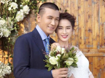​巨力集团杨子多有钱杨子家庭背景父母做什么的杨子的母亲资料