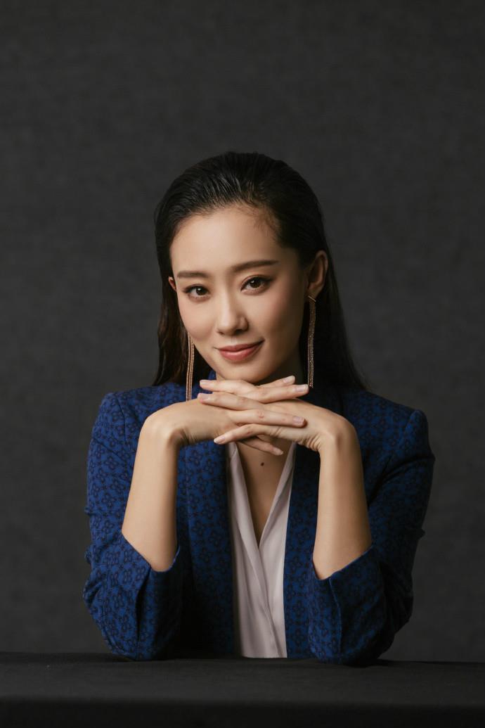 张小斐是冯巩的徒弟吗 张小斐是不是鸭蛋
