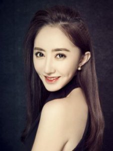 ​梁晶晶个人资料