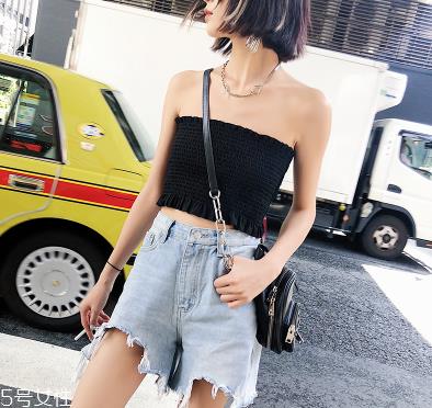 短裤怎么穿显腿长 夏天离不开它