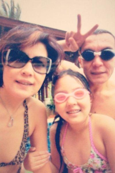 娱乐资讯：李咏16岁女儿晒性感泳装被骂惨，哈文微博回应