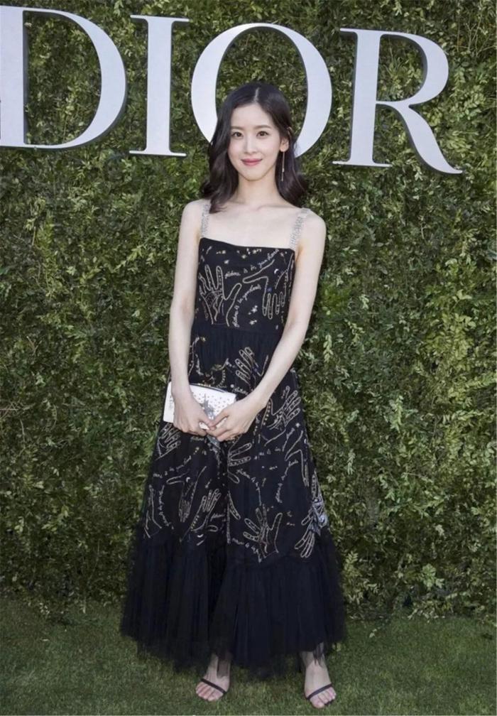 章泽天赴剑桥读书：谢谢你们鼓励我离婚，但我更在意我的成长