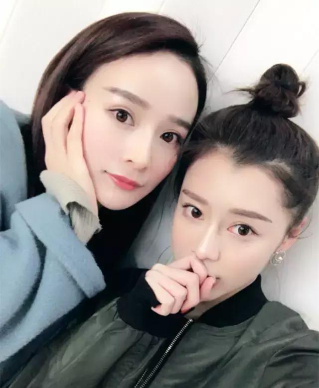 卓亨瑜不仅撞脸杨幂还撞了衫，话说这姑娘之前长这样