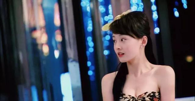 郑爽新剧收视跌破谷底，自曝拍戏为赚钱，是真性情还是情商低？