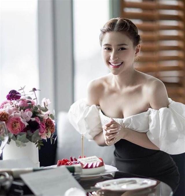 赌王何鸿燊三太女儿何超莲，被誉为最漂亮千金，是学霸颜值爆表