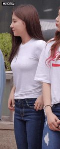 ​韩国女星李承利（Nancy）详细简历