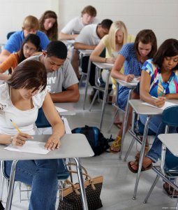 ​你了解美国的高考制度吗，美国学生是如何备考的？