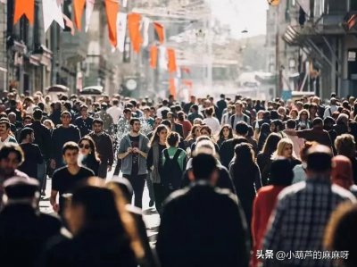 ​全球人口破80亿，有人提出“人类灭绝计划”