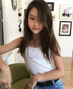 ​权志龙的最小师妹，YG小公主神似Jennie，10岁就坐拥百万粉丝