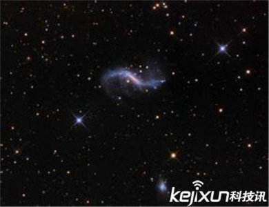 ​NASA拍到最大螺旋星系是银河系3万倍！
