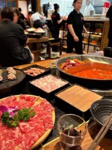 ​揭秘重庆火锅一姐张辉眏：从普通人到网红的传奇之路