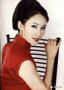 ​曾红极一时的女演员，如今只领退休金2500元，别墅被拍卖，令人唏嘘不已