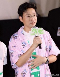 ​王迅，曾服役23年的军人，现妻子王依梓年龄及职业生活照曝光