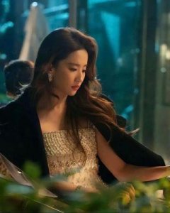 ​刘亦菲主演《玫瑰的故事》：玫瑰何时离婚？