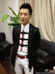 ​庾澄庆家族背景揭秘：家世显赫，父亲为何移居台湾？