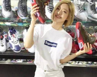 ​黄素熙：韩国“吃货美女”DJ的整容争议与魅力亮相