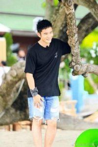 ​中餐厅张亮和黄晓明实力之争，这是要争出谁才是第一男神了么？