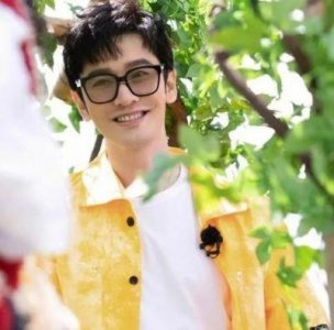 ​宽容还是糊涂？黄晓明回应叶珂舆论风波：能让人开心就值得
