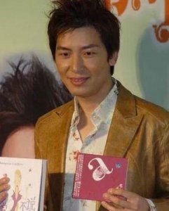​何炅戴军关系暧昧，曾传为情侣，真相究竟如何？