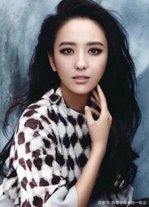 ​新疆五位女明星：佟丽娅古力娜扎广为人知，她却霸屏荧幕
