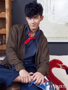 ​吴磊真实身高体重大揭秘 长腿鲜肉前途无限量