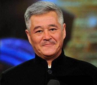 ​疫情面前！赵本山直接捐款一千万，潘长江却因未捐遭网友围追堵截