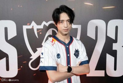 ​G2选手hanssama与夏安对视时，含情脉脉，网友称：磕cp了！