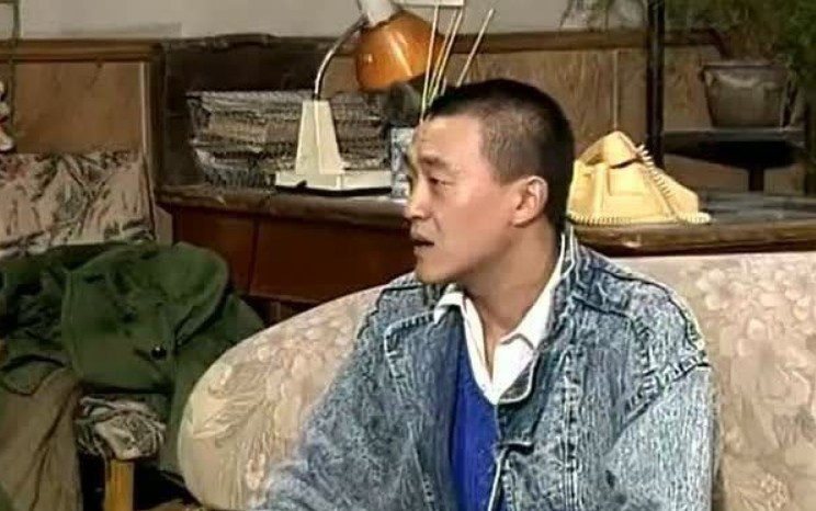 因为“丑”考中戏的何冰，跑4年龙套，演10年小人物，如今终于成了戏骨！