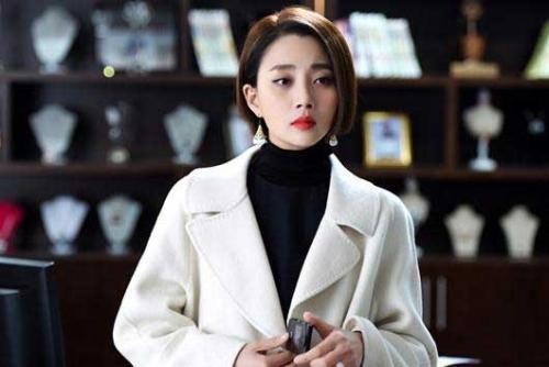 演员殷桃：一段失败的婚姻，情史一波三折，42岁依旧未婚