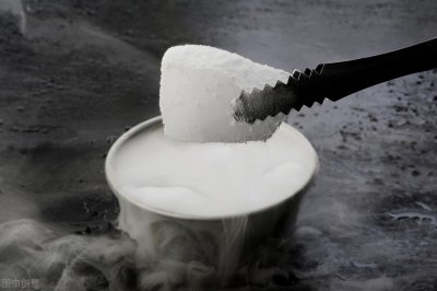 ​干冰怎么保存使用及注意事项