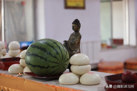 上供有讲究—不同的贡品代表着不同的含义 把最好的东西用于上供