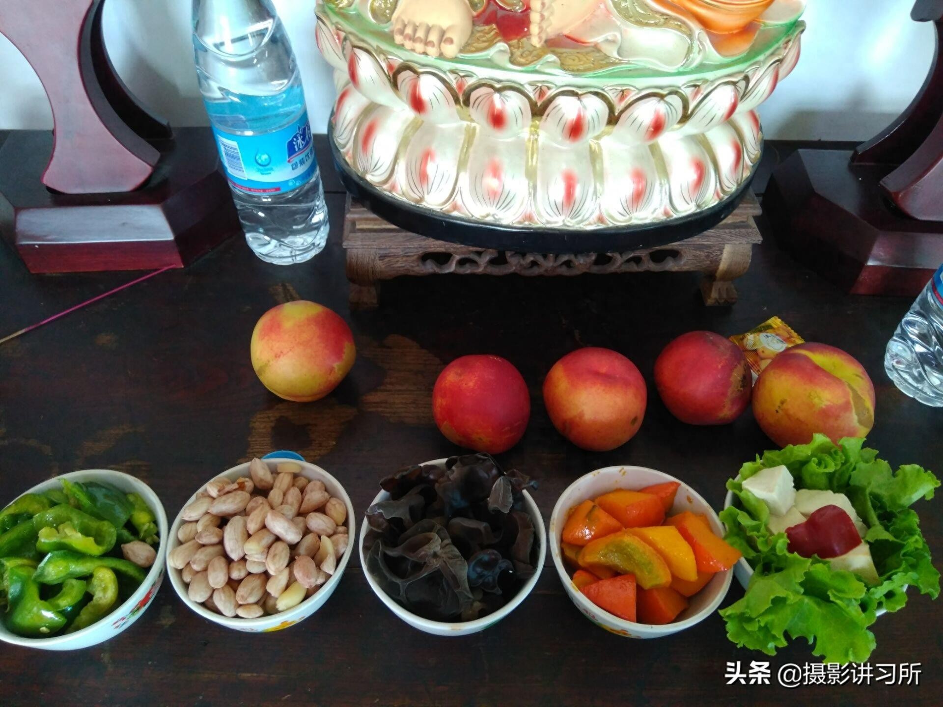 上供有讲究—不同的贡品代表着不同的含义 把最好的东西用于上供