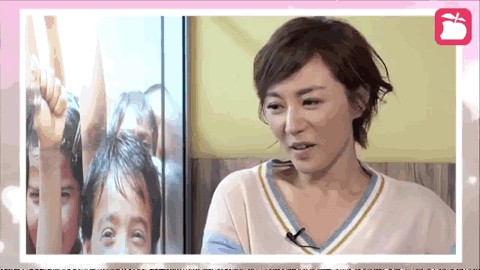 8岁刘心悠素颜照，脸型鼻子和张柏芝很像，身材皮肤都比同龄人好